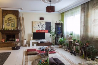 110متر منزل  مسکونی بلوار لاله شرقی 