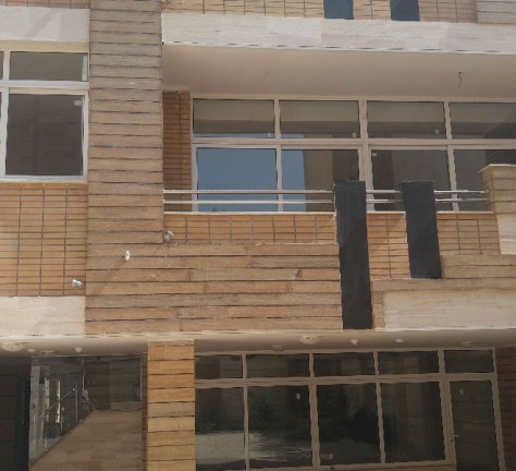 منزل دو طبقه  پروین